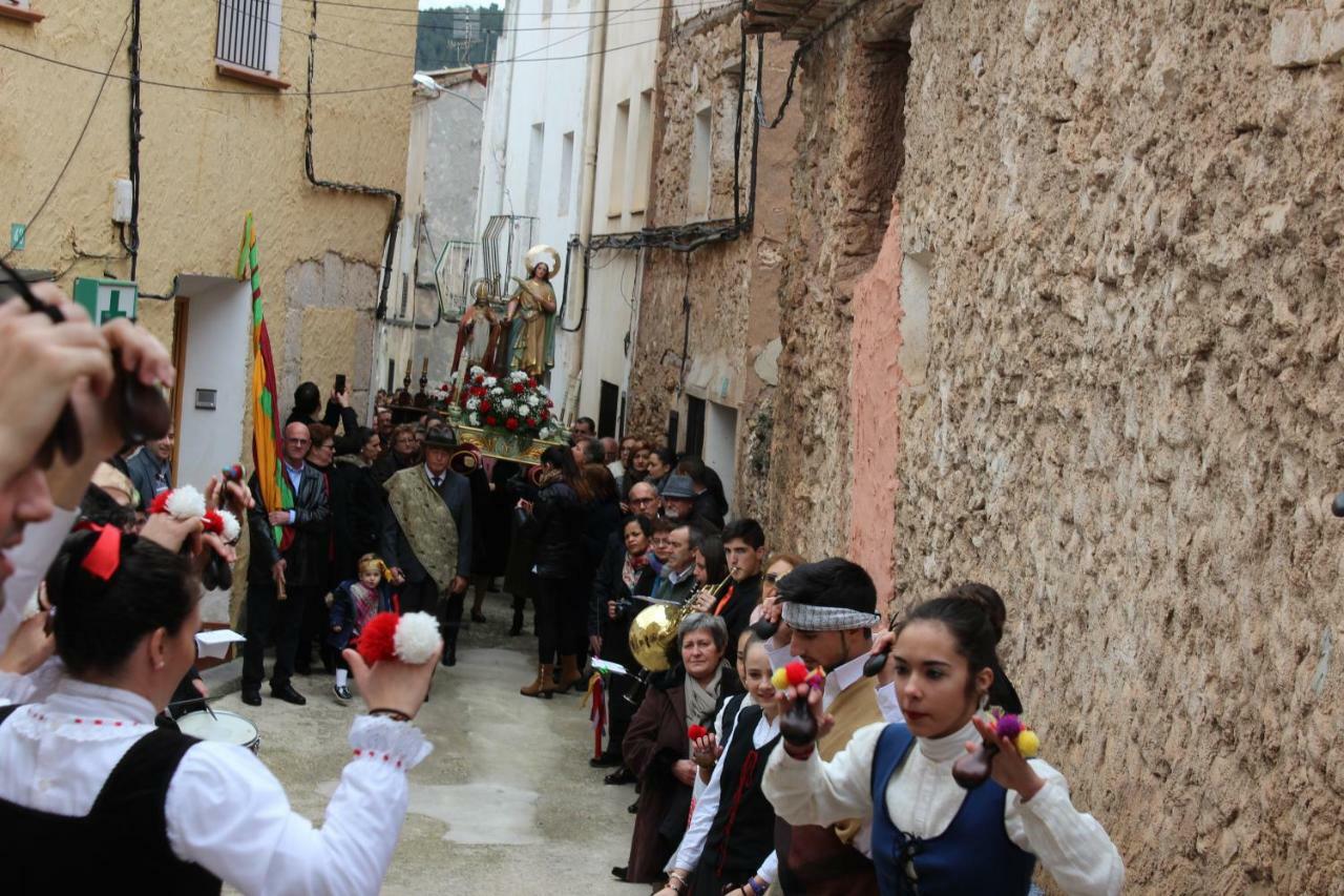 Posada Manolon Santa Cruz de Moya Esterno foto