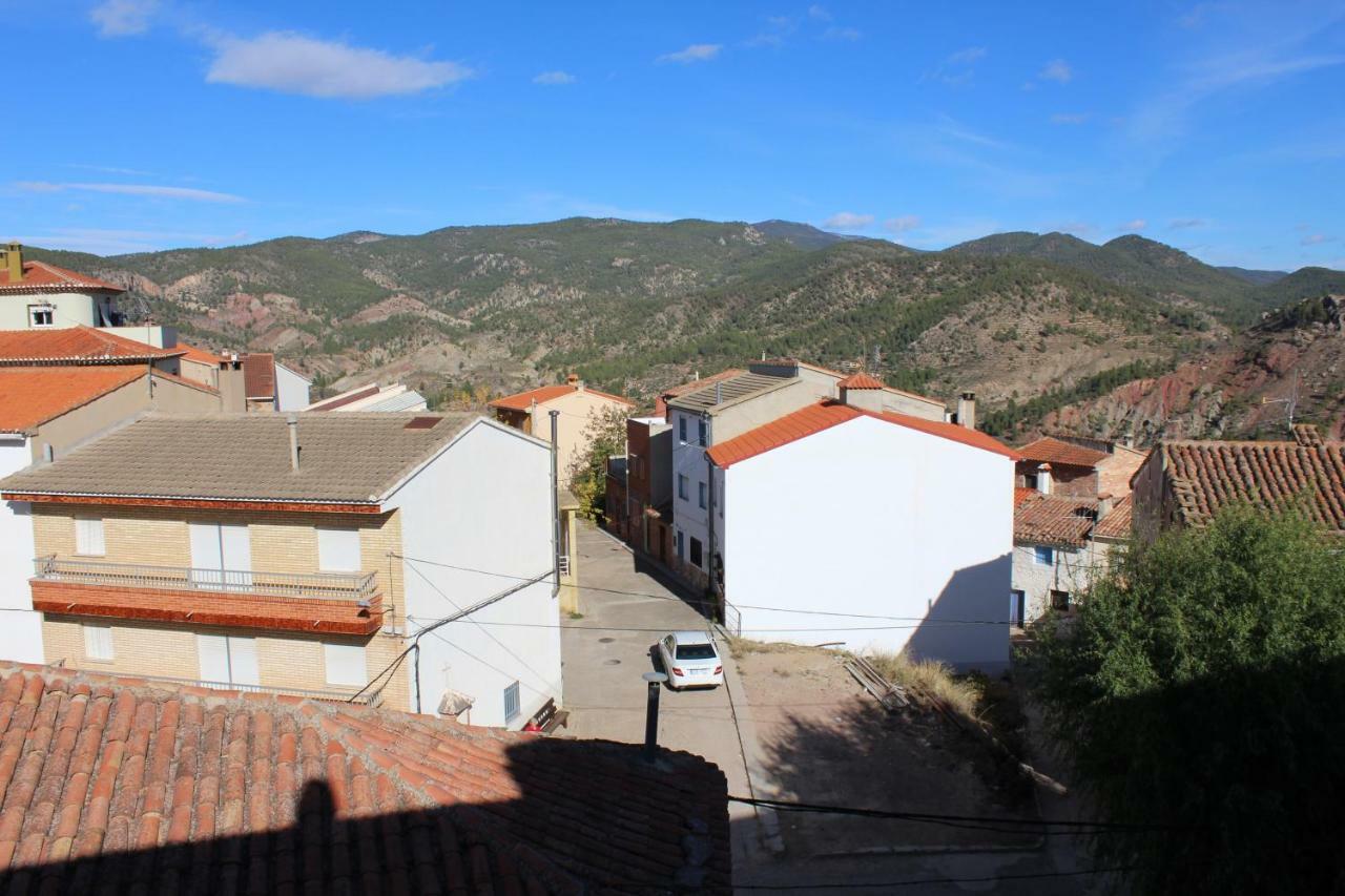 Posada Manolon Santa Cruz de Moya Esterno foto